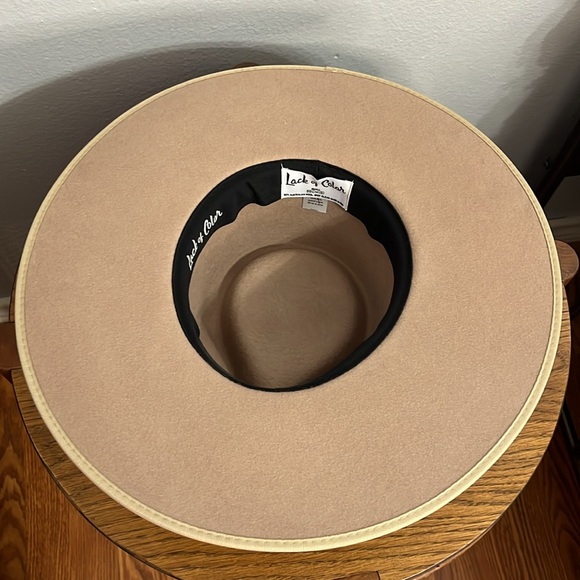 Lack of Color Zulu Rancher Wool Felt Hat. - Picture 11 of 12